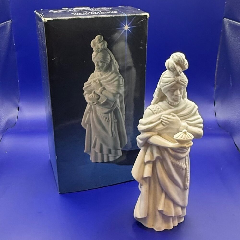 Vintage Avon Nativity Collectible KASPAR‎ THE MAGI Porcelain Figurine 1982